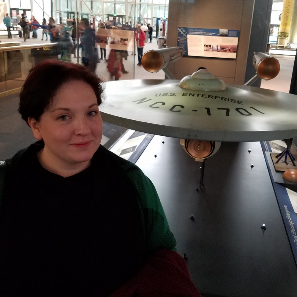 Meet your Posher, Elizabeth